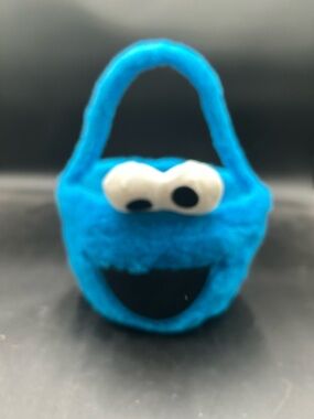 Blue Fuzzy Cookie Monster Style, Easter basket